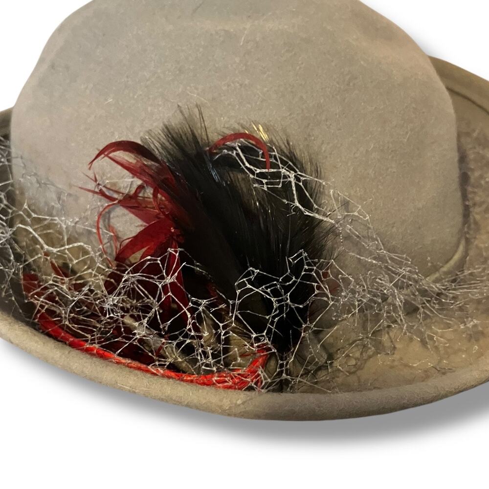 Vintage Doe Skin Wool Felt Tilt Hat Feather Net Veil Bollman USA 1940s 50s - Picture 2 of 7